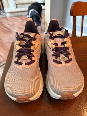 Altra Women's Experience Wild Size 10 Pink Women's Trail Running Shoes